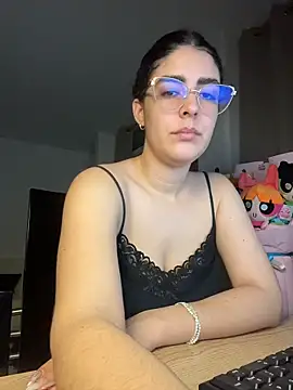  Niah  online show from April 13, 2:06 am