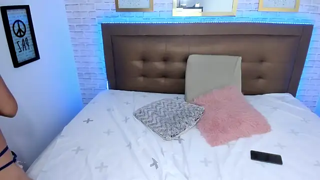 Snapshot of tamara_colliins_ chatting on March 17, 5:45 am tamara colliins online show from March 17, 5:45 am