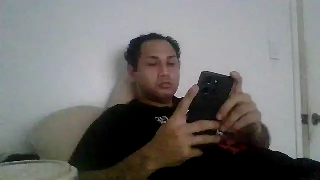 Snapshot of XjjripppX chatting on September 20, 8:43 pm XjjripppX online show from September 20, 8:43 pm