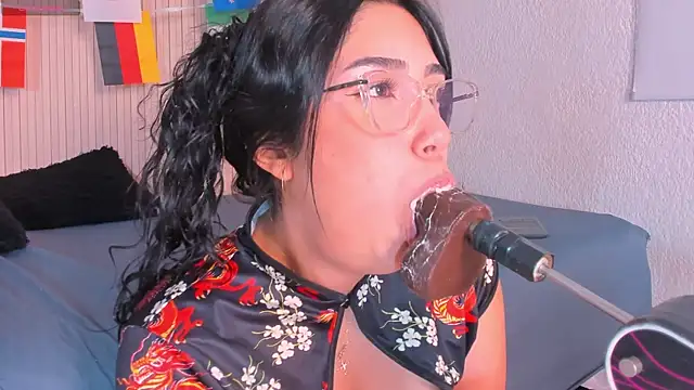 emily campbell  online show from July 15, 4:34 pm
