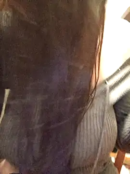 Snapshot of eva750 chatting on March 7, 3:28 pm eva750 online show from March 7, 3:28 pm