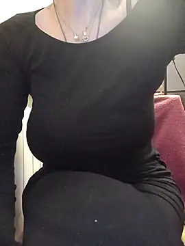 Snapshot of eva750 chatting on February 26, 7:46 pm eva750 online show from February 26, 7:46 pm