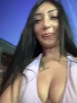 Snapshot of Kathy_bella18 chatting on March 22, 11:31 pm Kathy bella18 online show from March 22, 11:31 pm