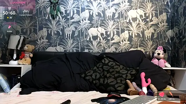 Snapshot of Samanthasexe chatting on November 4, 3:55 pm Samanthasexe online show from November 4, 3:55 pm