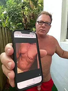 Snapshot of Cockmilker09 chatting on September 20, 11:33 am Cockmilker09 online show from September 20, 11:33 am