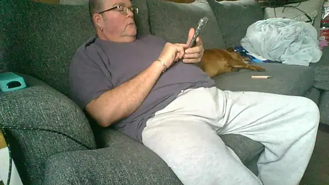 Snapshot of mrwizard4570 chatting on February 26, 5:17 pm mrwizard4570 online show from February 26, 5:17 pm