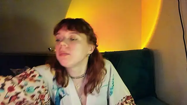 Snapshot of ClancyMorissey chatting on December 11, 12:44 am ClancyMorissey online show from December 11, 12:44 am
