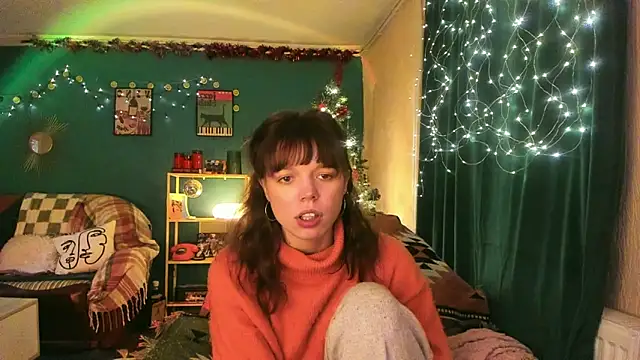 ClancyMorissey online show from December 14, 6:23 pm