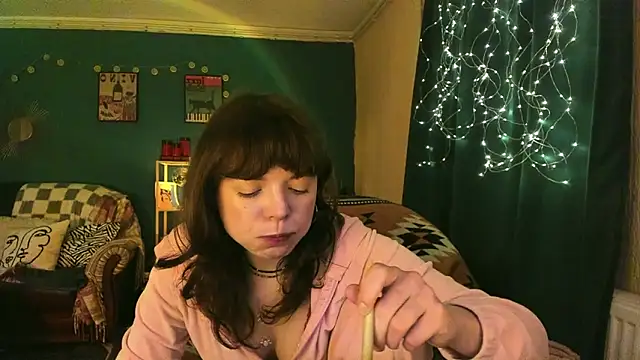 ClancyMorissey online show from February 15, 7:10 pm