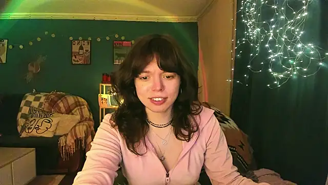 ClancyMorissey online show from March 26, 6:13 pm