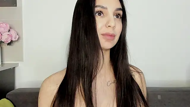 Snapshot of miss_emily_ chatting on January 5, 8:52 pm miss emily  online show from January 5, 8:52 pm