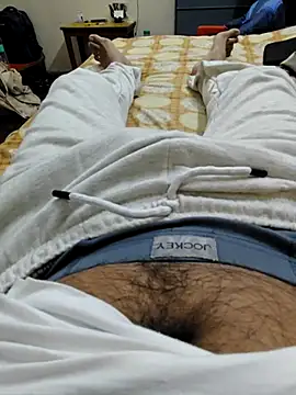 Snapshot of Pink_head_dick chatting on January 7, 8:28 am Pink head dick online show from January 7, 8:28 am