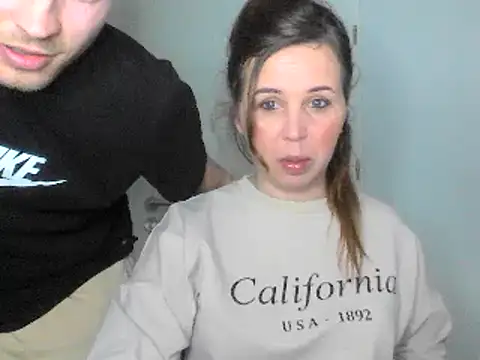 Snapshot of loveis007 chatting on February 27, 9:58 pm loveis007 online show from February 27, 9:58 pm