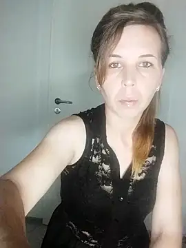 Snapshot of loveis007 chatting on September 12, 9:48 pm loveis007 online show from September 12, 9:48 pm