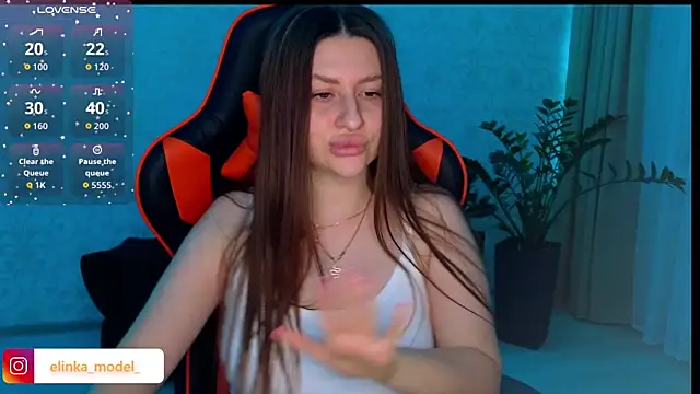 Elishka  online show from November 10, 7:35 pm