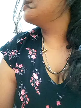 Curvy mommy5 online show from July 12, 7:43 am