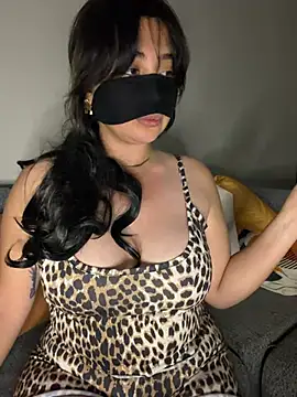  L0VE ME online show from May 28, 10:51 pm