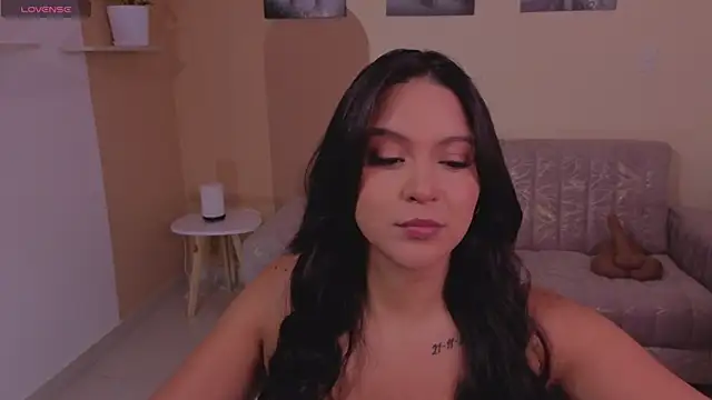 ToriCrossX online show from March 3, 5:13 am