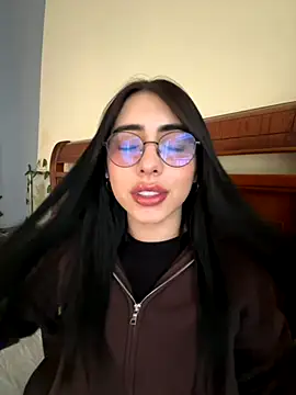 isabella jade online show from September 25, 1:15 pm