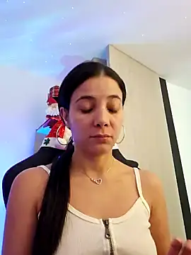 miaeyes online show from December 30, 12:52 pm