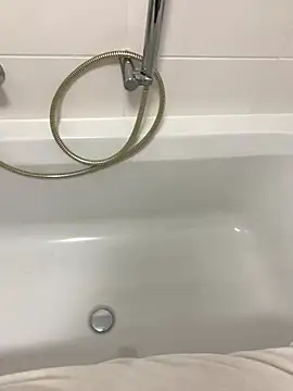 sexy l o  online show from November 12, 7:42 am