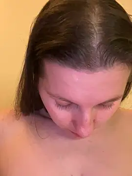 Snapshot of Nicole-Ray chatting on January 31, 7:51 pm Nicole-Ray online show from January 31, 7:51 pm