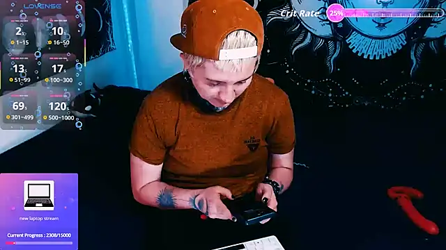 Snapshot of Marieblueeyes chatting on February 25, 12:42 am Marieblueeyes online show from February 25, 12:42 am