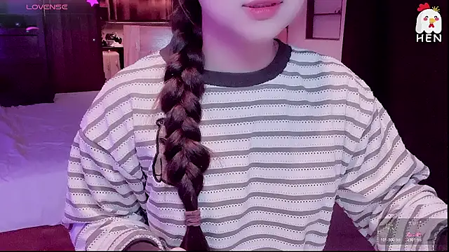 hen237 online show from April 17, 5:38 pm