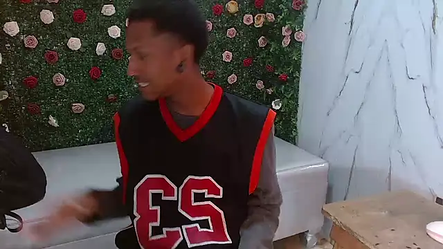 ManSant online show from February 11, 2:33 pm