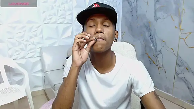 ManSant online show from April 3, 2:15 pm