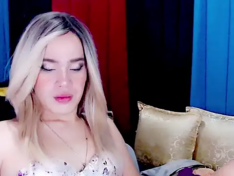 arianneXXX ts online show from March 6, 11:34 pm