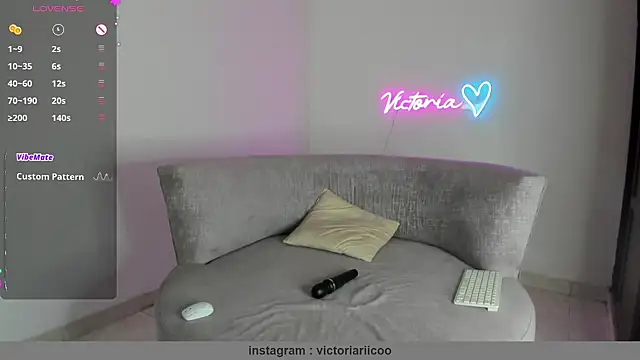 Snapshot of victoria_027 chatting on March 1, 2:02 pm victoria 027 online show from March 1, 2:02 pm