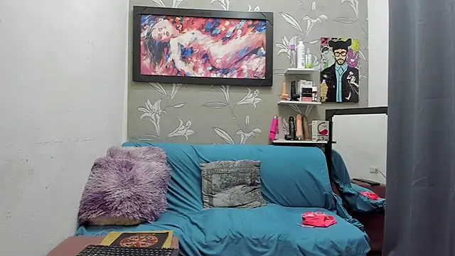 Snapshot of Karen_Bis chatting on July 10, 11:07 pm Karen Bis online show from July 10, 11:07 pm