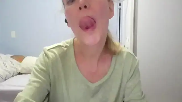 Annylove1 online show from March 8, 12:30 am