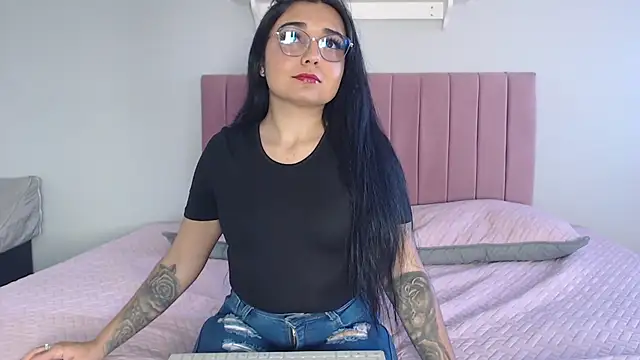 Danii vg1 online show from May 22, 12:22 pm