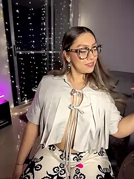 Im sophiie online show from March 7, 7:16 am