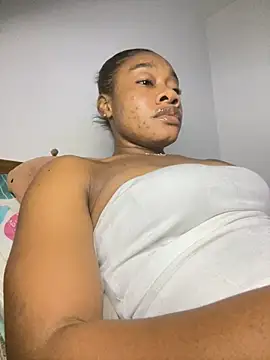  yisela  online show from April 18, 12:36 am