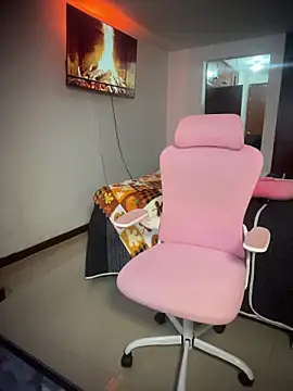 Miaparkerss  online show from October 30, 9:48 pm