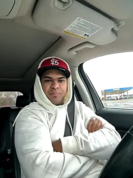 marhi32 online show from November 9, 1:42 pm