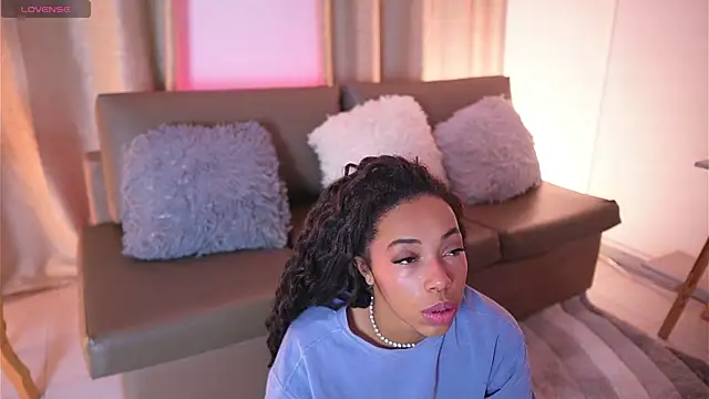 Valeriestyle online show from November 13, 4:00 am