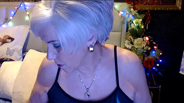 HappyWomanOn online show from January 19, 7:37 pm