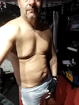 rob2810 online show from February 16, 8:49 pm