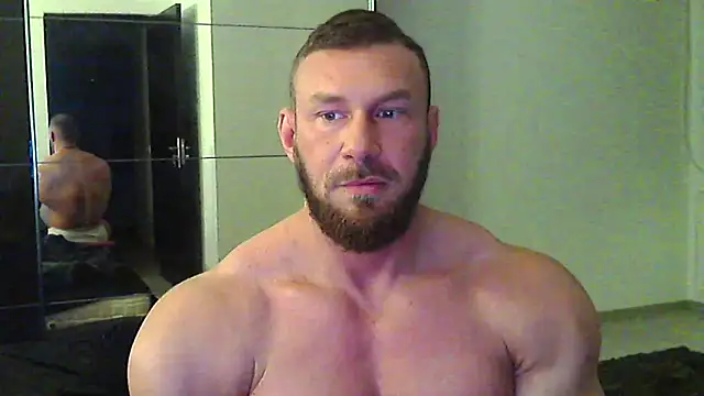 muscularkevin online show from March 16, 4:40 am