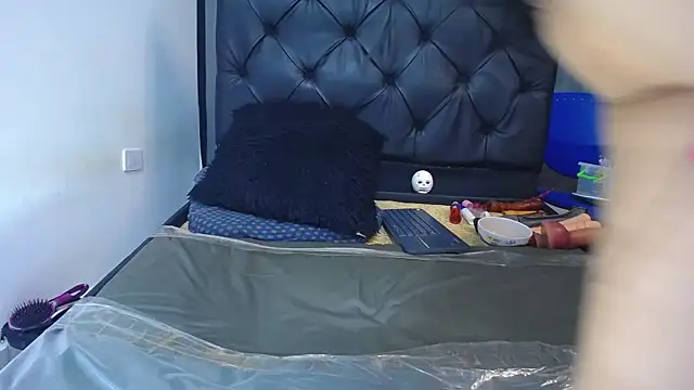 Katty dirty31 online show from January 18, 11:22 pm