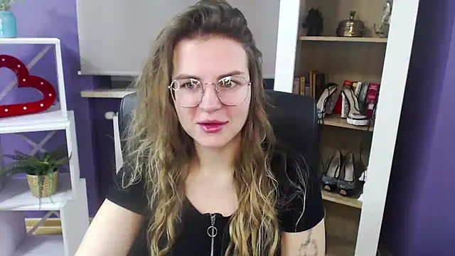 Zoey Erotic online show from January 10, 5:26 am