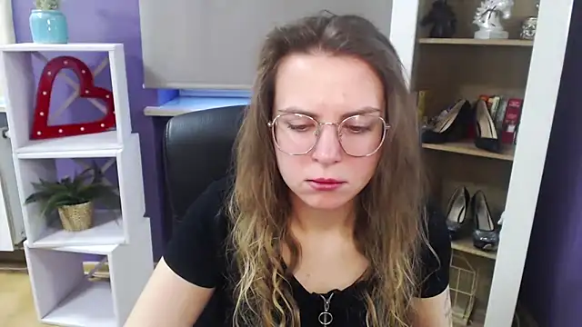 Zoey Erotic online show from March 20, 5:35 am