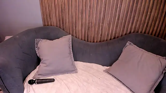 Sariitaa  online show from January 14, 2:23 pm