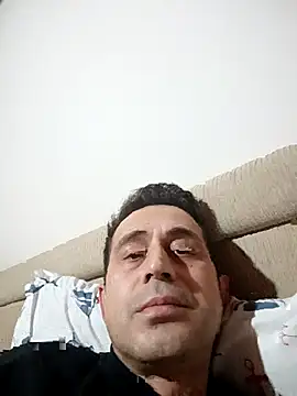 Snapshot of melenko1667 chatting on February 2, 10:52 pm melenko1667 online show from February 2, 10:52 pm