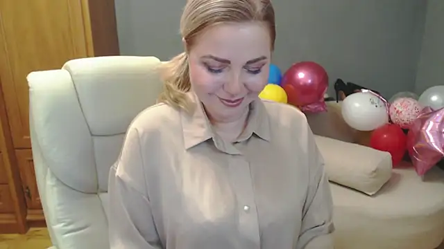 Cute sun online show from January 23, 8:35 pm