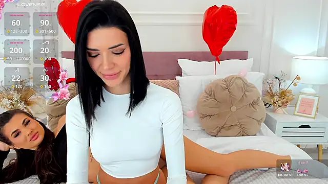 JasmiLyn online show from February 18, 6:31 am